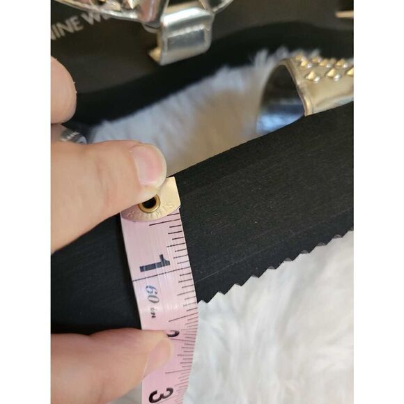 Nine West Come Here Silver Studded Platform Sandals Sz 8 - Picture 4 of 7